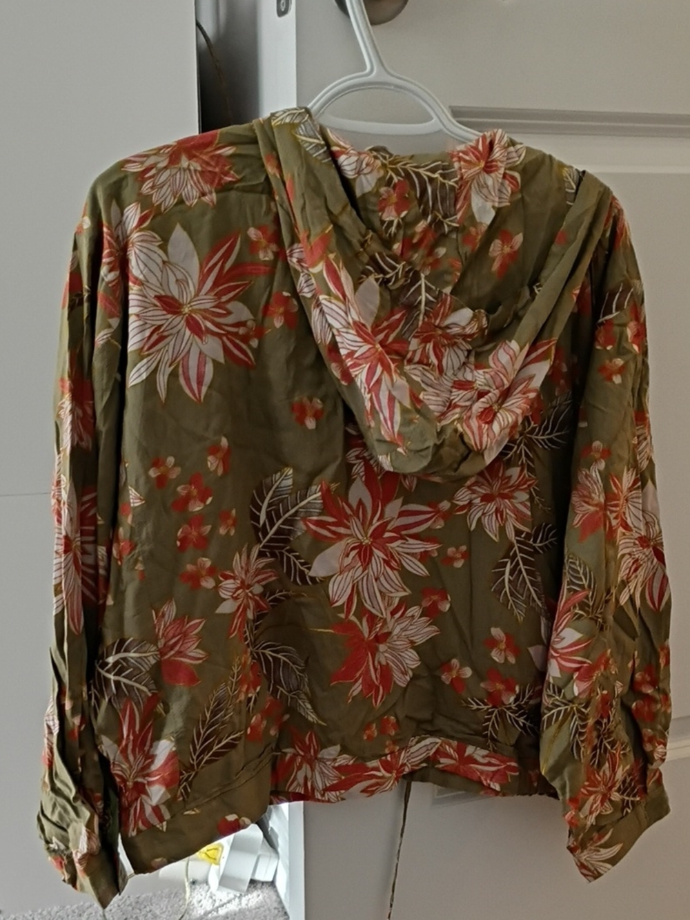 Jacket - Picture 6 of 10